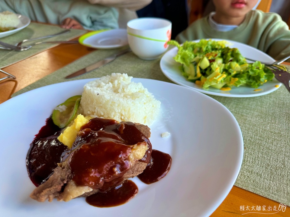 Maikhan Tolgoi Ger Camp