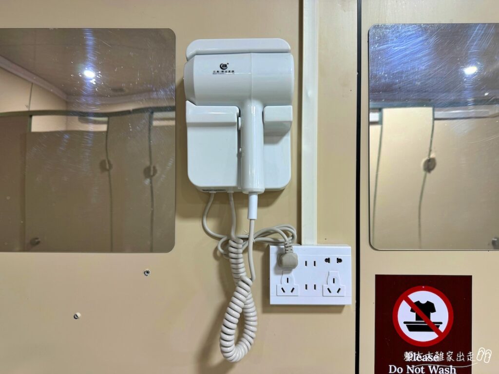 Monkhshuuri Ger Camp